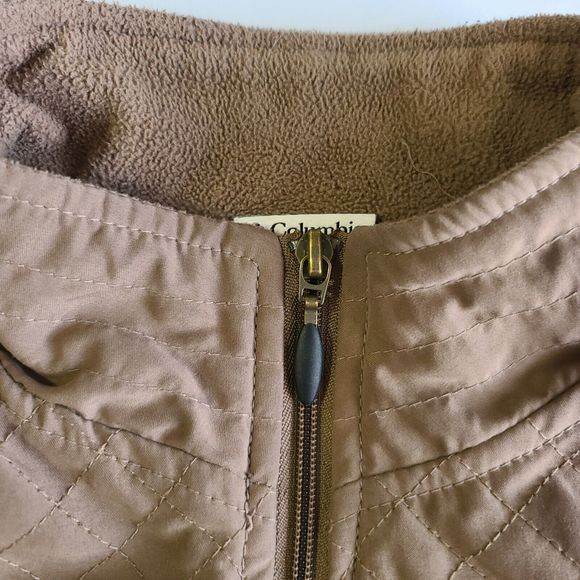 Columbia Quilted Vest Women's Size Medium Brown - Picture 6 of 8